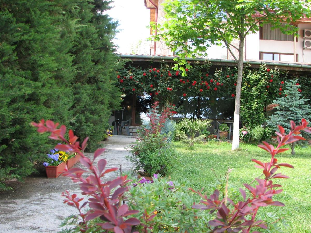 Семеен Хотел Къща Тодорови Stara Zagora Esterno foto